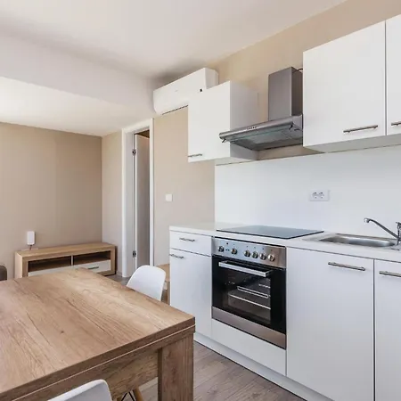 2 Bedroom Amazing In * Povljana