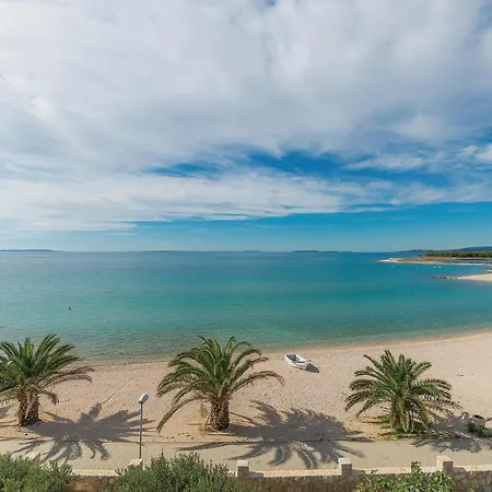 Appartamento 2 Bedroom Amazing In Povljana